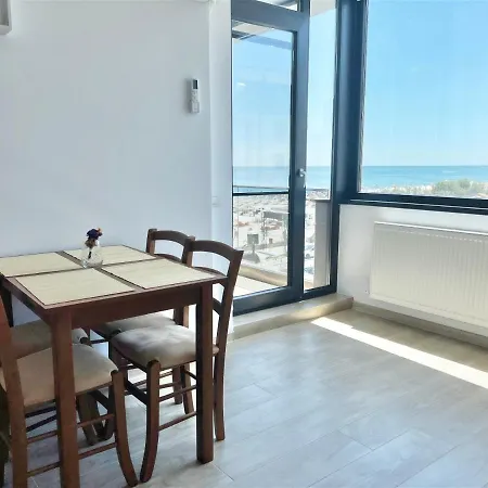 Mamaia Nord Sa Apartment *